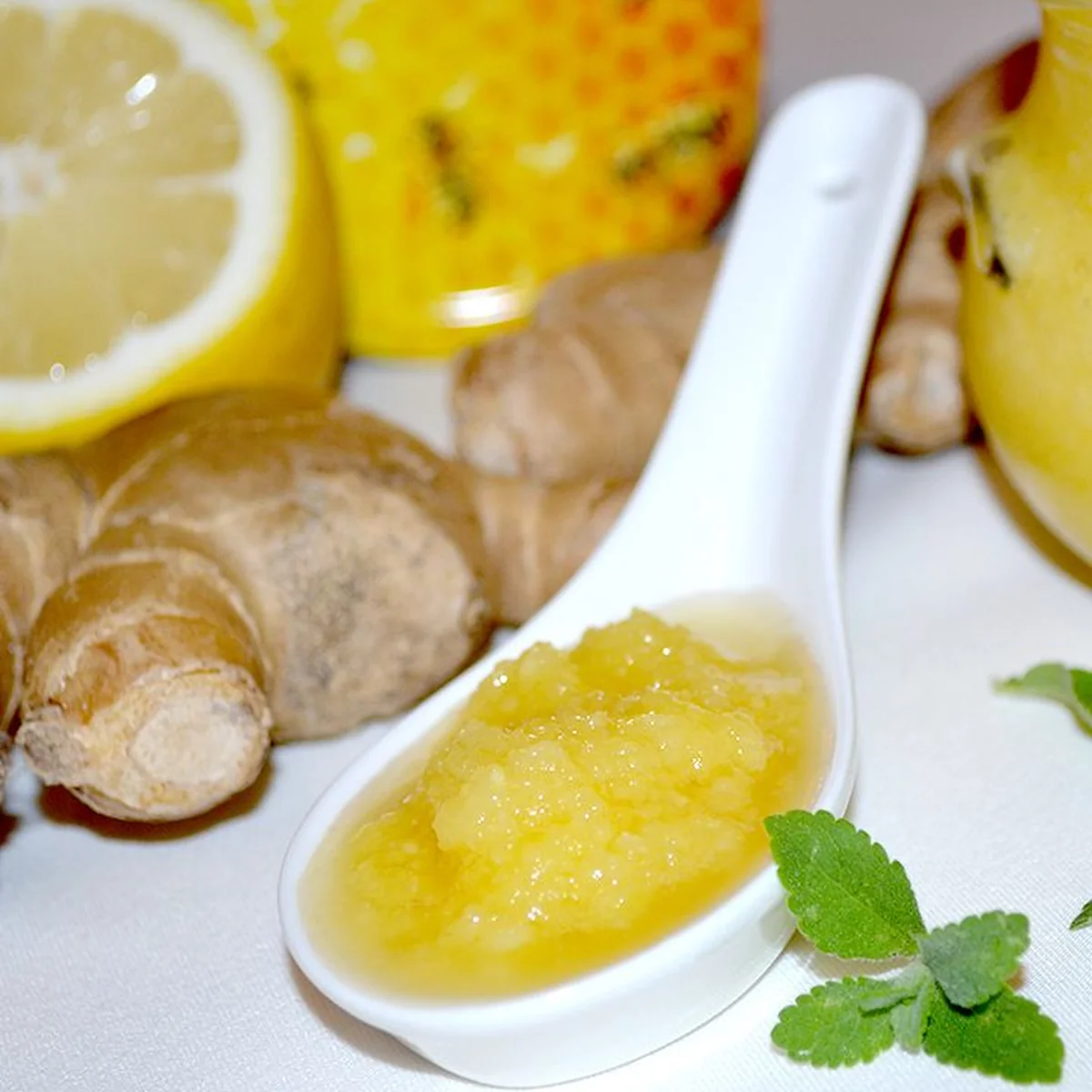 Имбирь с лимоном и мёдом