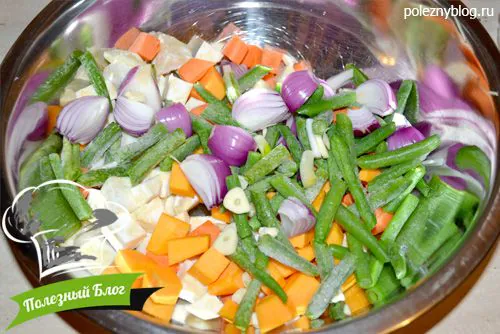 Корень сельдерея в духовке с овощами | Шаг 7
