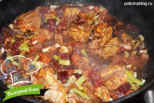 Курица тушёная с кабачками | Шаг 16
