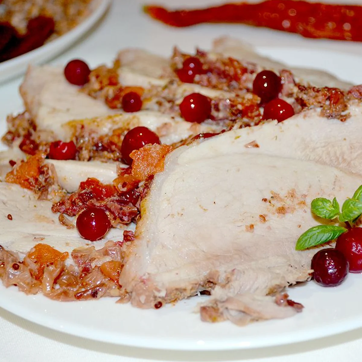 Мясо с клюквой