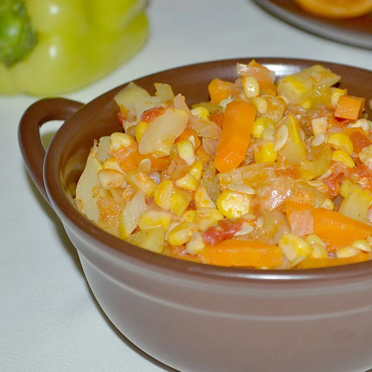 Овощное рагу с кукурузой