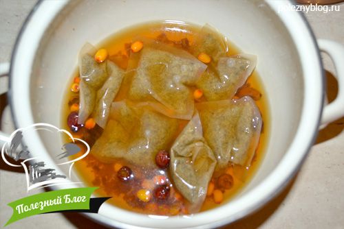 Ромашковый чай с шиповником и облепихой | Шаг 3