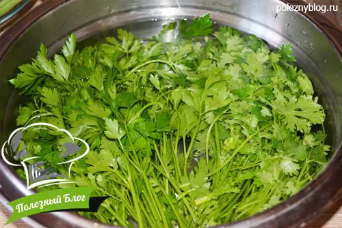 Полезный Блог - Салат из стручковой фасоли и помидоров с кунжутом - Шаг 1