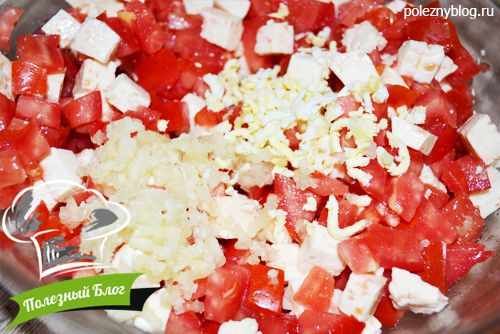 Полезный Блог - Салат с сыром, помидором и рукколой - Шаг 4
