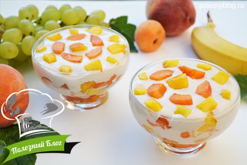 Творожно-банановый десерт с персиками и абрикосами | Готовый